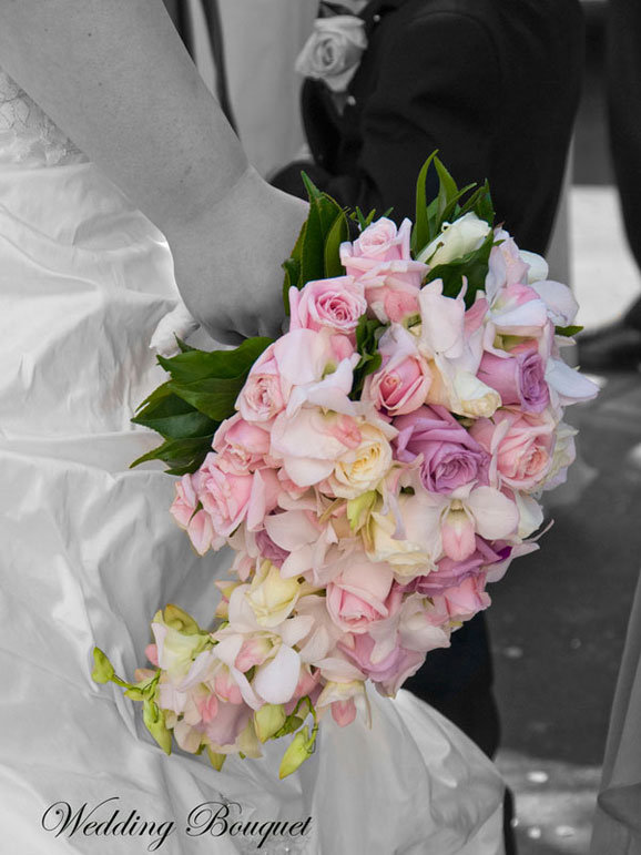 buchet deosebit din trandafiri roz